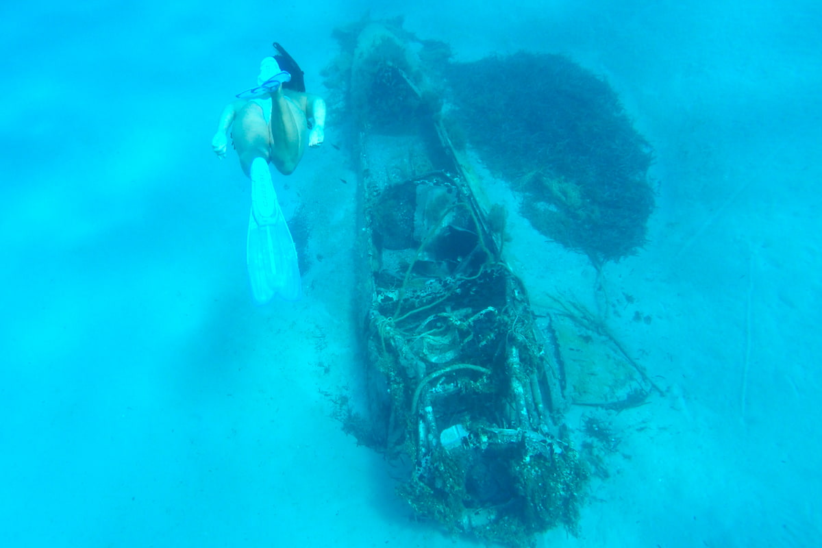 Sardinia Airplane Wreck Snorkeling Tour