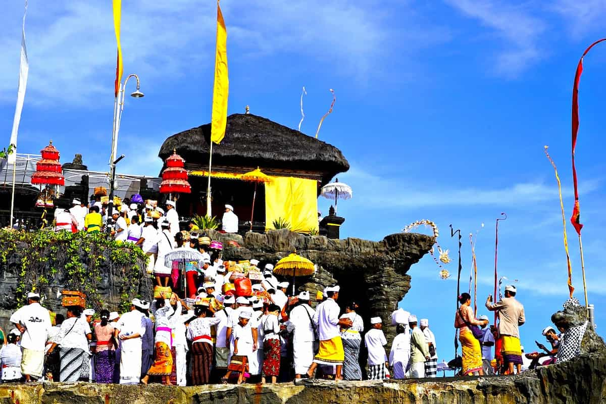 Tanah Lot Temple Tour