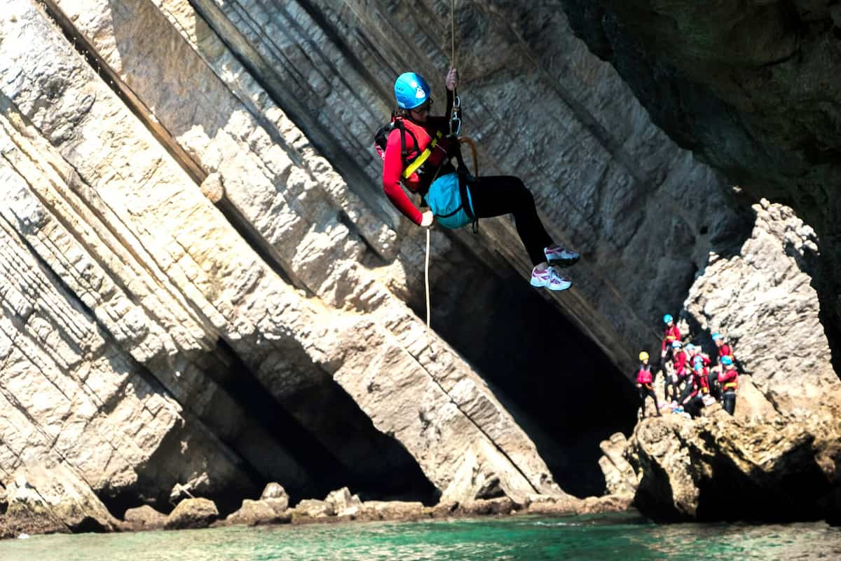 Sesimbra/Arrábida Coasteering