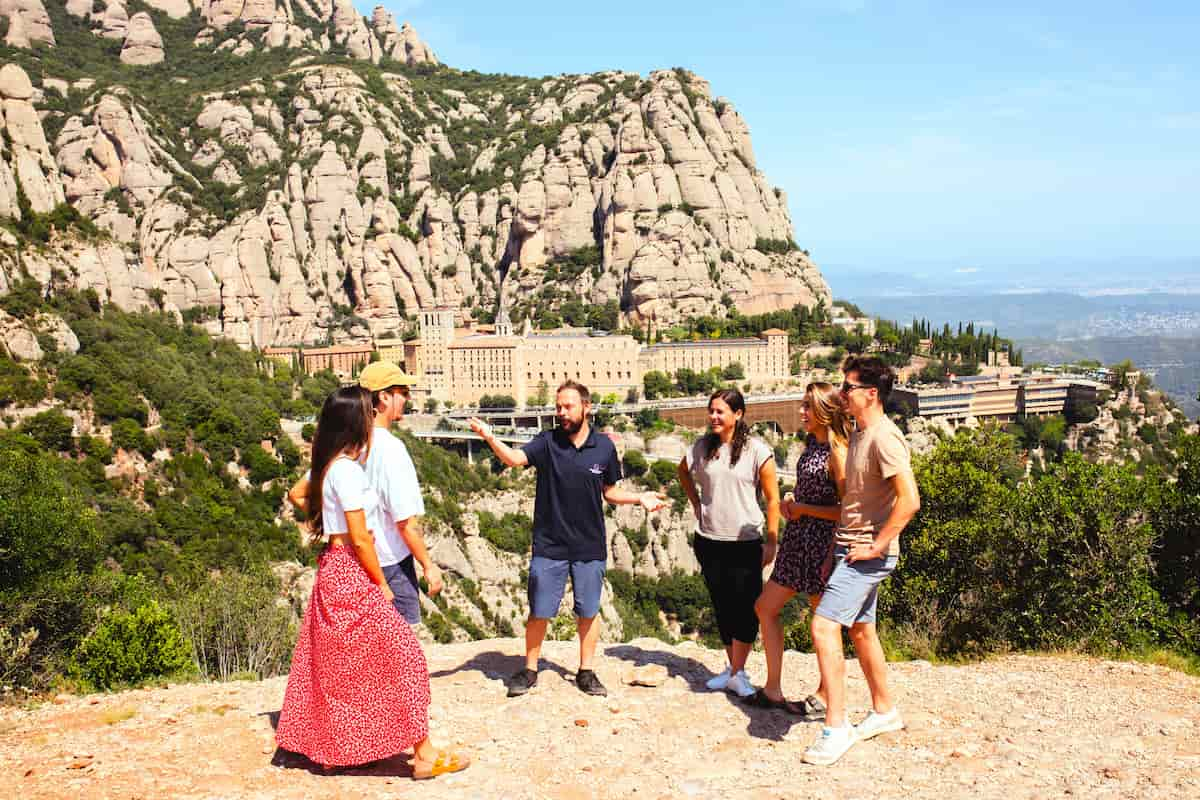 Barcelona To Montserrat Day Trip